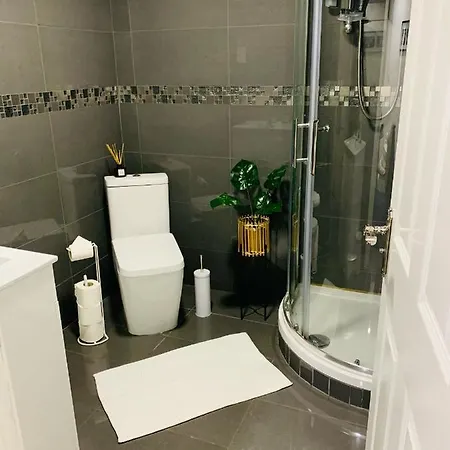Modern & Cosy 2-bed Near Nec, Airport & Jlr! *