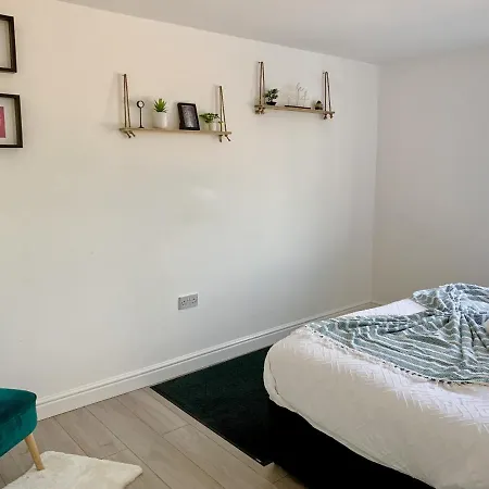 Modern & Cosy 2-bed Near Nec, Airport & Jlr! Dom wakacyjny *